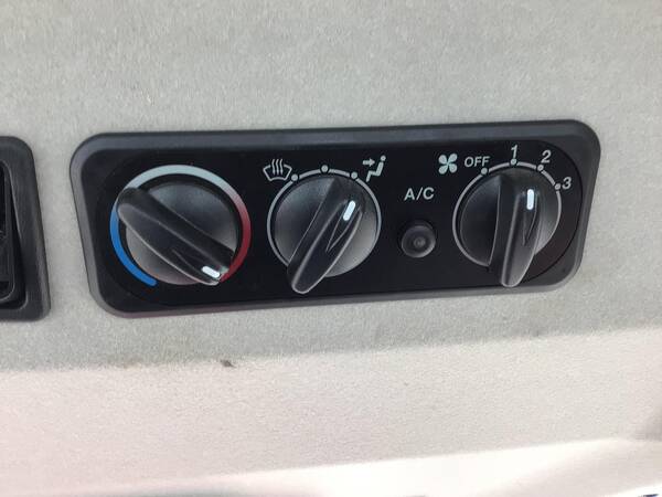 Kubota M6-111 - Image 21