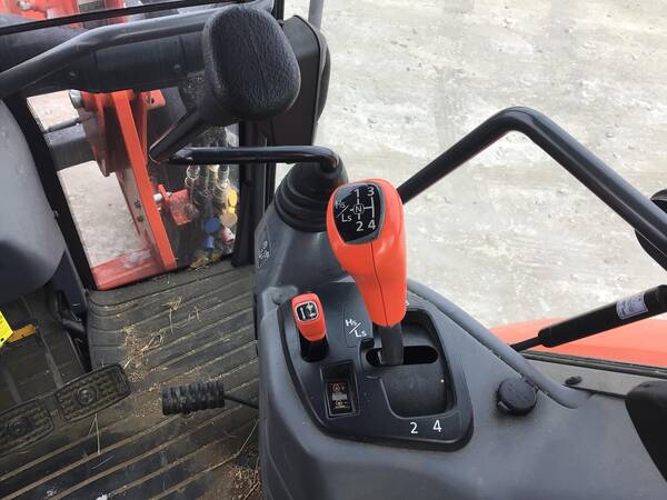 Kubota M6-111 - Image 19