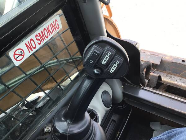 2018 Case TV380 - Image 14