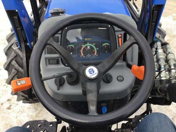 2012 New Holland WORKMASTER 55 - Image 15