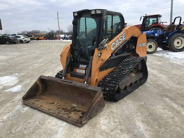 2018 Case TV380 - Image 2