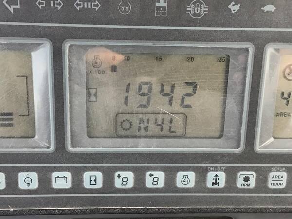 1994 Ford 8240 - Image 17