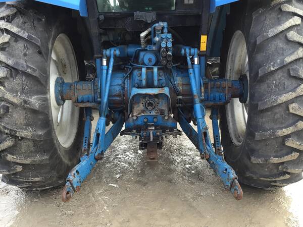 1994 Ford 8240 - Image 8