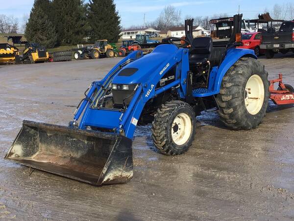 New Holland TC35S