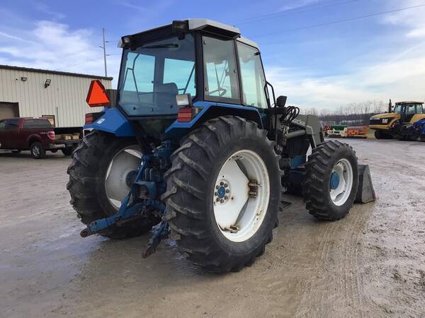 1994 Ford 8240 - Image 5