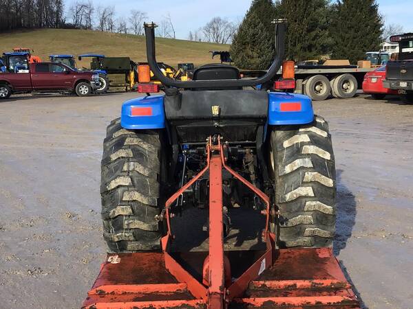 New Holland TC35S - Image 9