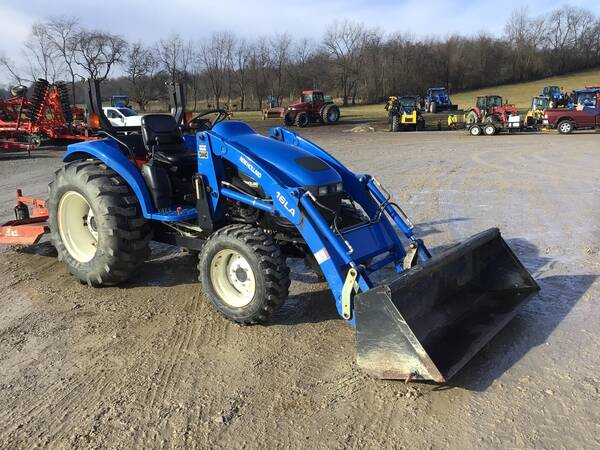 New Holland TC35S - Image 2