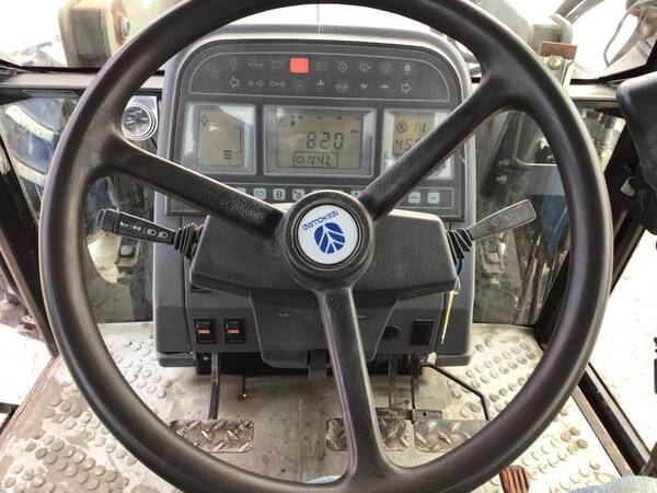 1994 Ford 8240 - Image 16