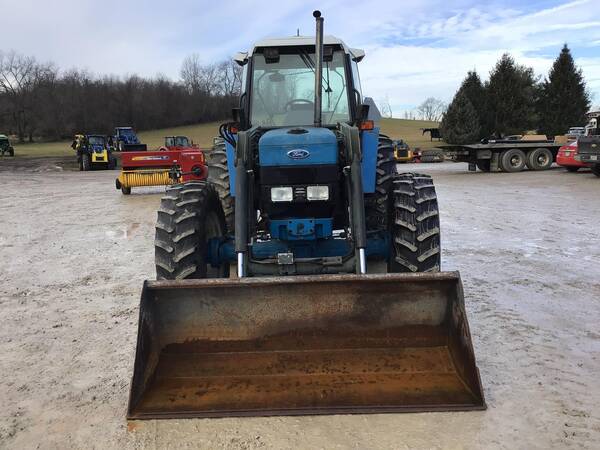 1994 Ford 8240 - Image 9