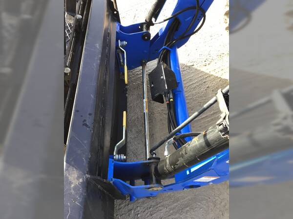 2021 New Holland WORKMASTER 50 - Image 11